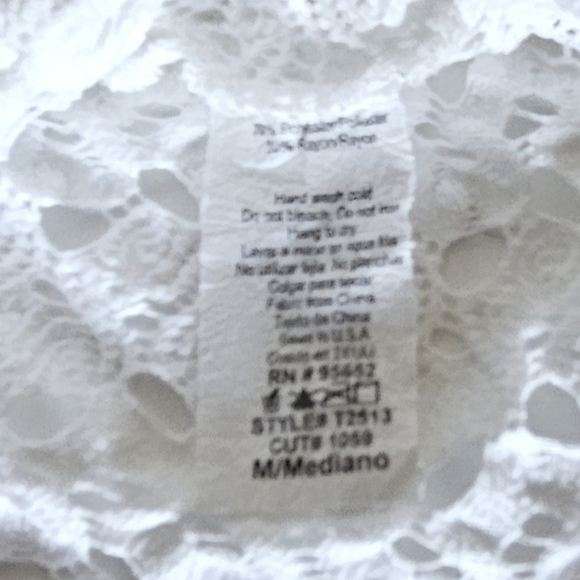 San Souci Crochet-Lace Crop Top - Picture 4 of 5